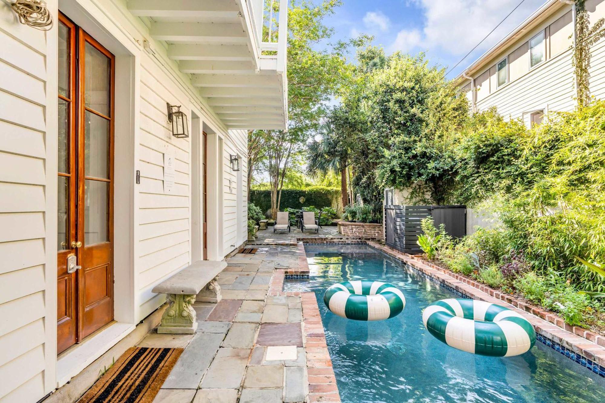 Serene Cottage With Beautiful Garden And Heated Pool Charleston Exteriér fotografie